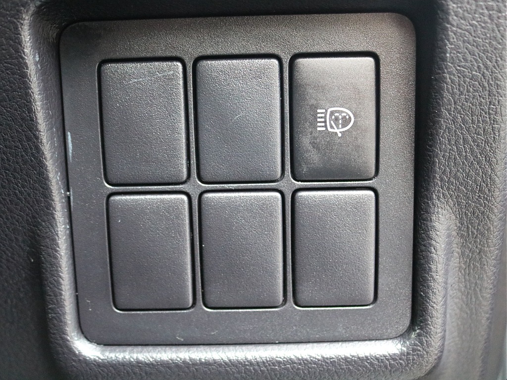 ＦＬＥＸグループは「すべての人に愛車を」をコンセプトに車種別に全国展開中！愛車と一緒に、ライフスタイルを充実させてもらいたいという思いで、ランクル仙台泉店では皆様のご要望になんでもお応えします♪