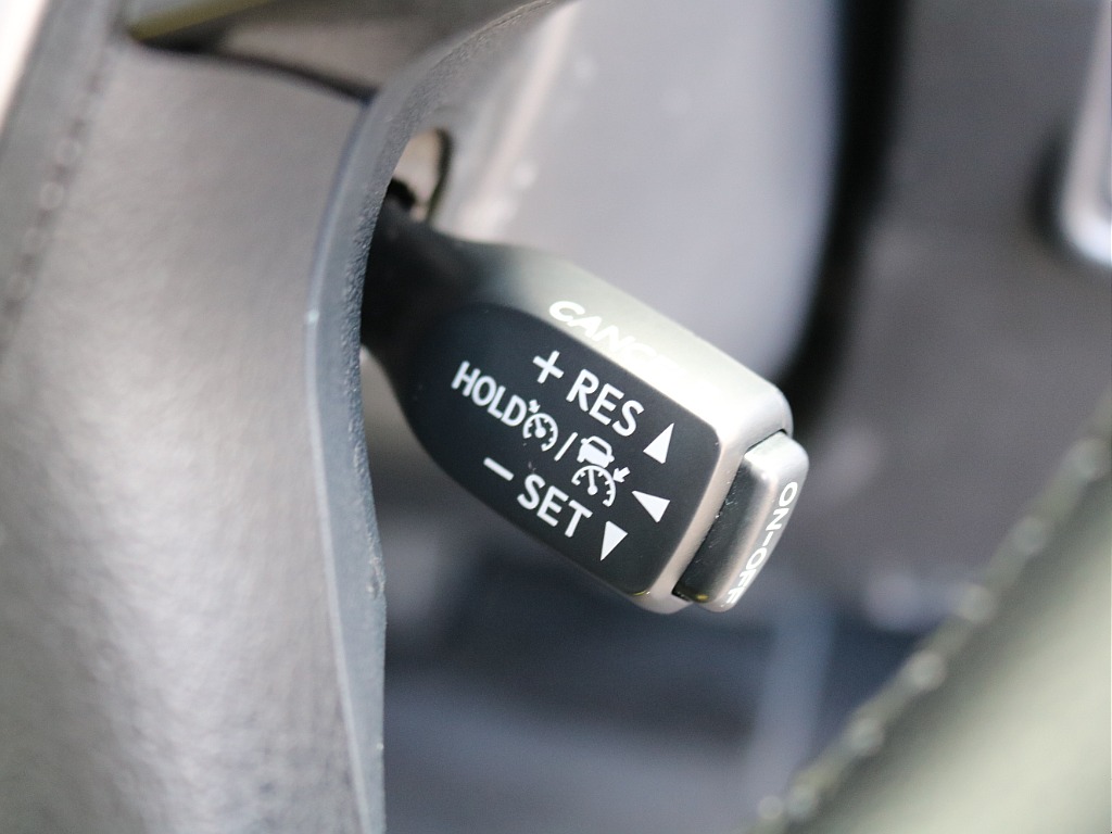 クルーズコントロールも装備されていますので、遠出する際に大活躍ですね♪