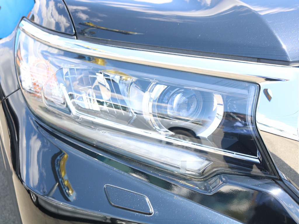 ＦＬＥＸグループは「すべての人に愛車を」をコンセプトに車種別に全国展開中！愛車と一緒に、ライフスタイルを充実させてもらいたいという思いで、ランクル仙台泉店では皆様のご要望になんでもお応えします♪