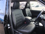 シートカバーは黒革調シートを装着済み！