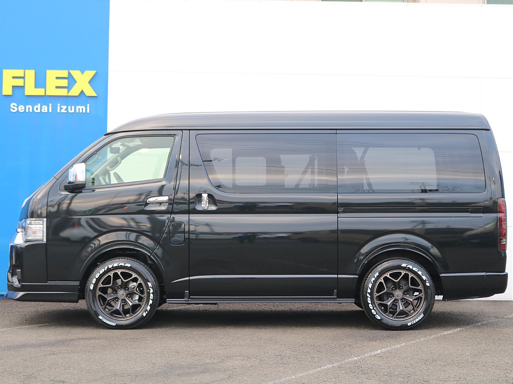 Delfino Lineのフロントスポイラーを装着しております！スタイリッシュな印象になりますね♪