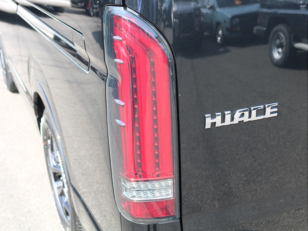 ＦＬＥＸグループは「すべての人に愛車を」をコンセプトに車種別に全国展開中！愛車と一緒に、ライフスタイルを充実させてもらいたいという思いで、ランクル仙台泉店では皆様のご要望になんでもお応えします♪