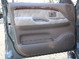 ＦＬＥＸグループは「すべての人に愛車を」をコンセプトに車種別に全国展開中！愛車と一緒に、ライフスタイルを充実させてもらいたいという思いで、ランクル仙台泉店では皆様のご要望になんでもお応えします♪