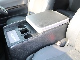 ESSEX製センタコンソールを装着済み♪カスタムのご要望の多いセンターコンソールが既に付いているのは嬉しいですね♪
