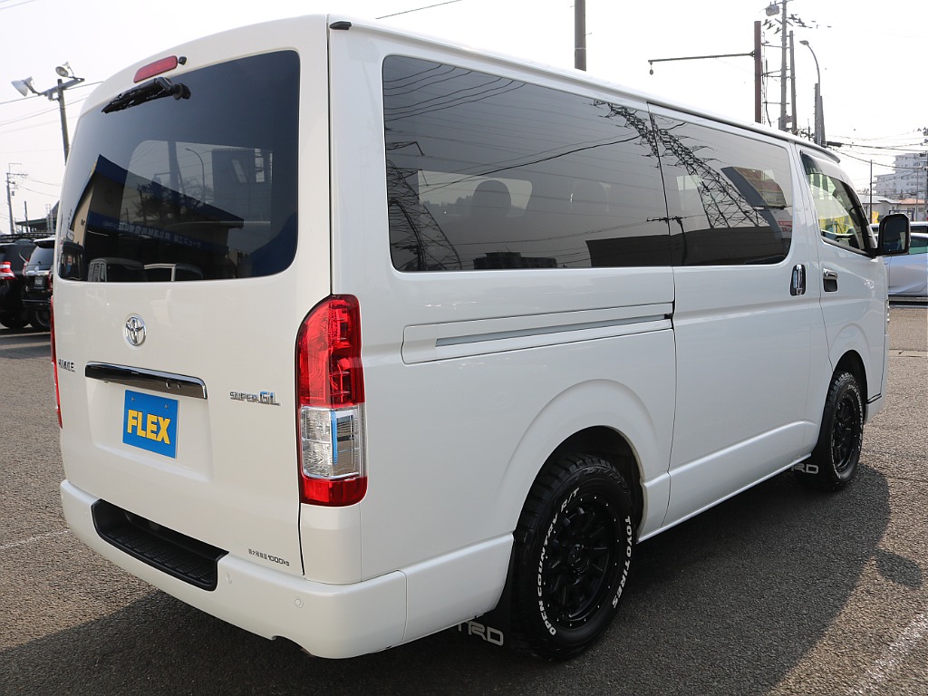 ＦＬＥＸグループは「すべての人に愛車を」をコンセプトに車種別に全国展開中！愛車と一緒に、ライフスタイルを充実させてもらいたいという思いで、ランクル仙台泉店では皆様のご要望になんでもお応えします♪