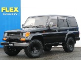 内外装共に作り込んだ、FLEX Signature Series 78プラドが入庫しました！ ボディーはブラックカラーでオールペイント！更には2インチリフトアップ済み！無骨さを感じる事の出来る一台！