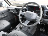 北海道～沖縄まで日本全国、遠方納車大歓迎です！現車確認が難しいお客様もご安心ください！お客様の目線に合わせ、お車のコンディション、装備品を細部までお伝えいたします！もちろん、ご自宅納車ＯＫです！