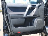 ＦＬＥＸグループは「すべての人に愛車を」をコンセプトに車種別に全国展開中！愛車と一緒に、ライフスタイルを充実させてもらいたいという思いで、ランクル仙台泉店では皆様のご要望になんでもお応えします♪