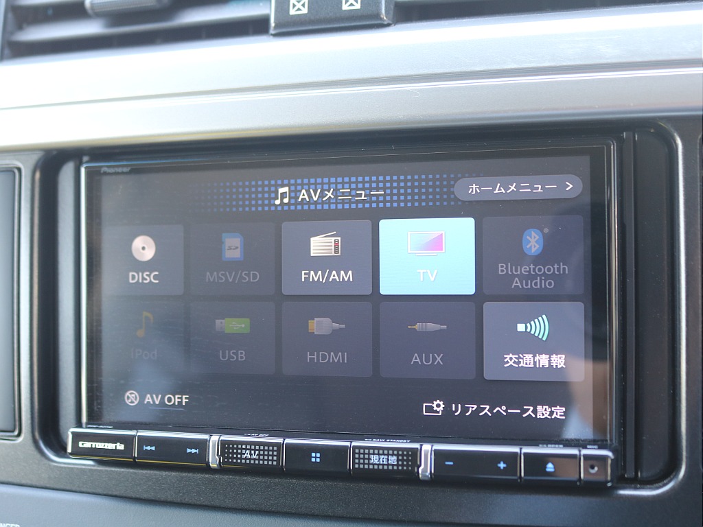 ＦＬＥＸグループは「すべての人に愛車を」をコンセプトに車種別に全国展開中！愛車と一緒に、ライフスタイルを充実させてもらいたいという思いで、ランクル仙台泉店では皆様のご要望になんでもお応えします♪