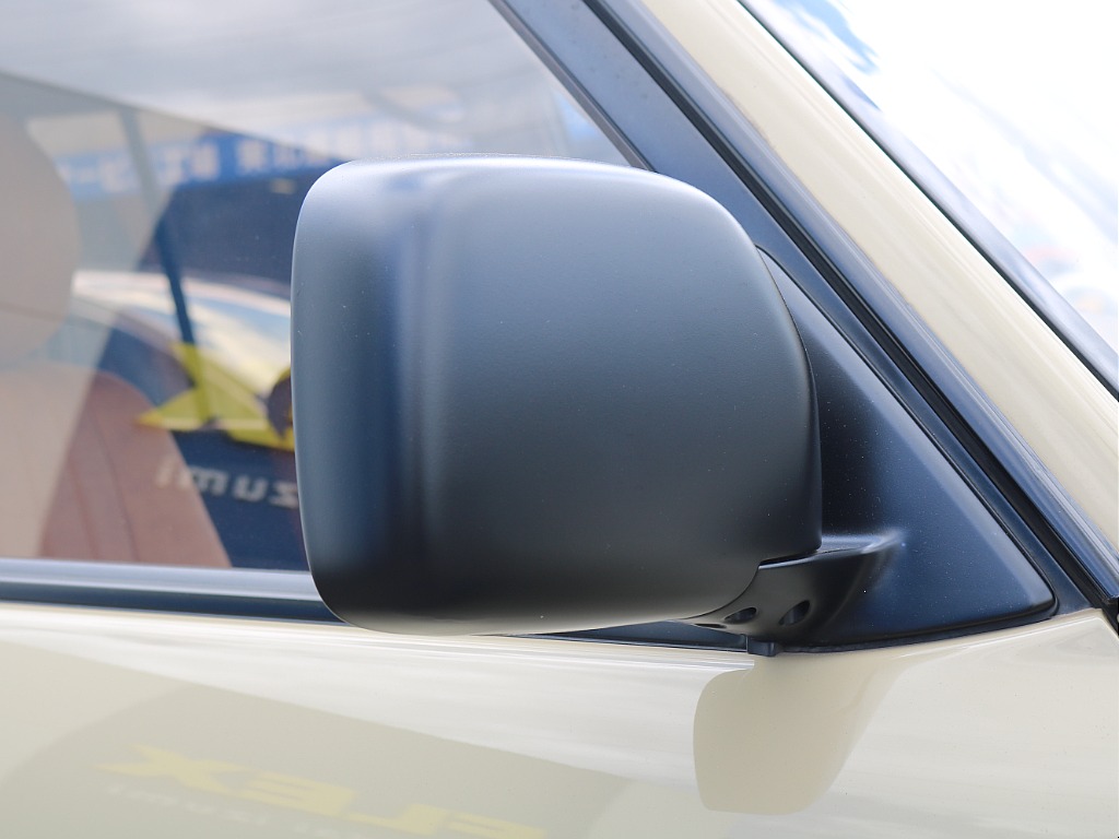 ＦＬＥＸグループは「すべての人に愛車を」をコンセプトに車種別に全国展開中！愛車と一緒に、ライフスタイルを充実させてもらいたいという思いで、ランクル仙台泉店では皆様のご要望になんでもお応えします♪