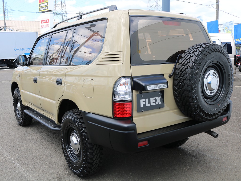 ＦＬＥＸグループは「すべての人に愛車を」をコンセプトに車種別に全国展開中！愛車と一緒に、ライフスタイルを充実させてもらいたいという思いで、ランクル仙台泉店では皆様のご要望になんでもお応えします♪