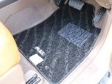 ＦＬＥＸグループは「すべての人に愛車を」をコンセプトに車種別に全国展開中！愛車と一緒に、ライフスタイルを充実させてもらいたいという思いで、ランクル仙台泉店では皆様のご要望になんでもお応えします♪
