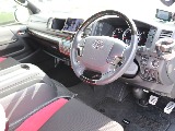 北海道～沖縄まで日本全国、遠方納車大歓迎です！現車確認が難しいお客様もご安心ください！お客様の目線に合わせ、お車のコンディション、装備品を細部までお伝えいたします！もちろん、ご自宅納車ＯＫです！
