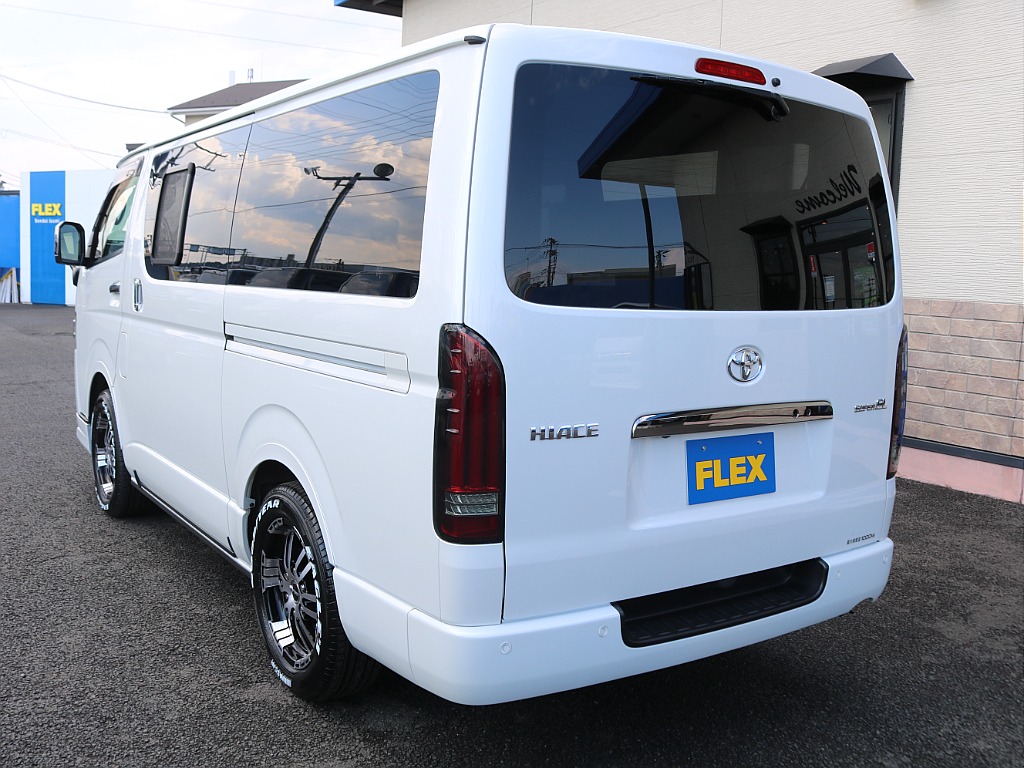 ＦＬＥＸグループは「すべての人に愛車を」をコンセプトに車種別に全国展開中！愛車と一緒に、ライフスタイルを充実させてもらいたいという思いで、ランクル仙台泉店では皆様のご要望になんでもお応えします♪