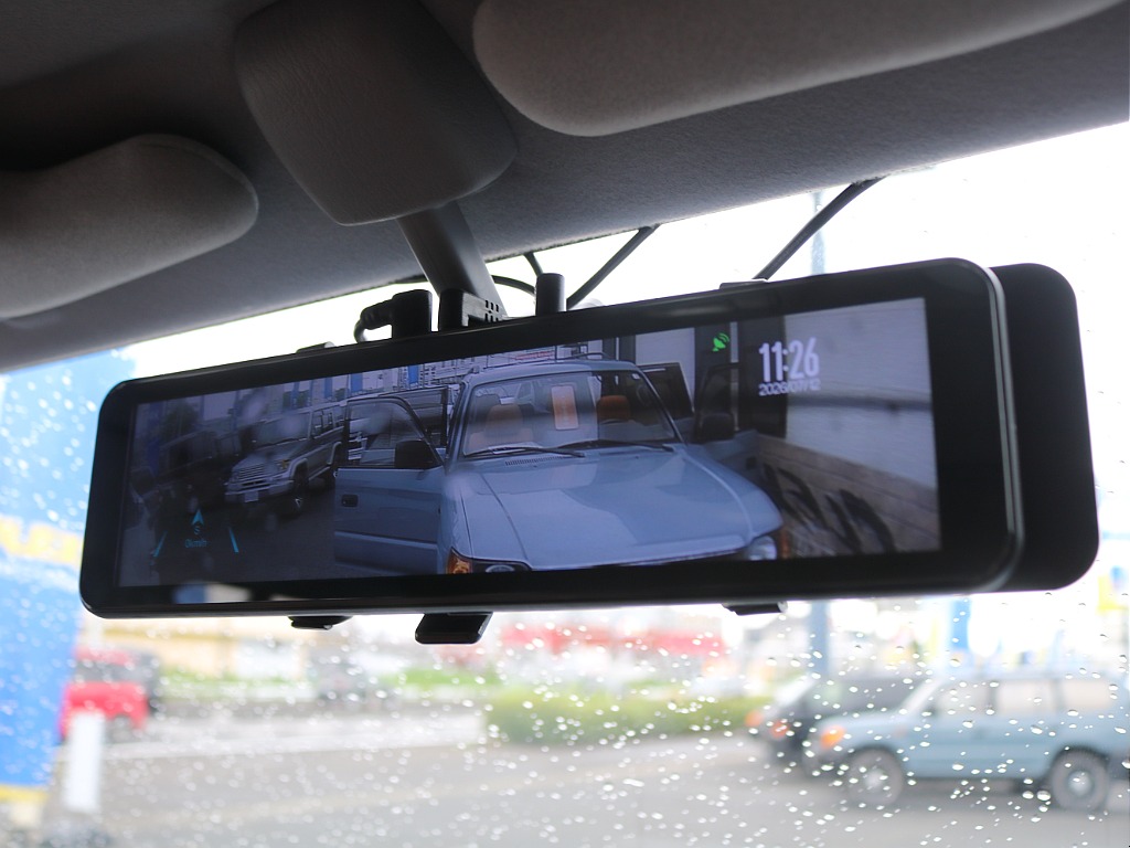 ＦＬＥＸグループは「すべての人に愛車を」をコンセプトに車種別に全国展開中！愛車と一緒に、ライフスタイルを充実させてもらいたいという思いで、ランクル仙台泉店では皆様のご要望になんでもお応えします♪