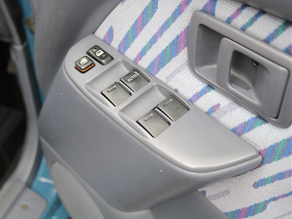 ＦＬＥＸグループは「すべての人に愛車を」をコンセプトに車種別に全国展開中！愛車と一緒に、ライフスタイルを充実させてもらいたいという思いで、ランクル仙台泉店では皆様のご要望になんでもお応えします♪