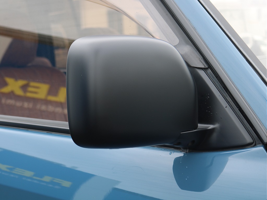 ＦＬＥＸグループは「すべての人に愛車を」をコンセプトに車種別に全国展開中！愛車と一緒に、ライフスタイルを充実させてもらいたいという思いで、ランクル仙台泉店では皆様のご要望になんでもお応えします♪