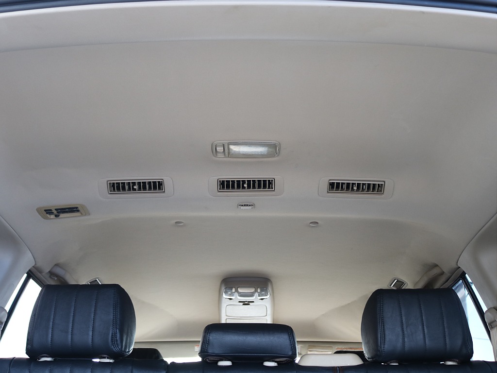 トヨタ&nbsp;ランドクルーザー100&nbsp;4.7VXリミテッド 4WD&nbsp;【Renoca106】【ベージュカラー】&nbsp;宮城県の詳細画像&nbsp;その11