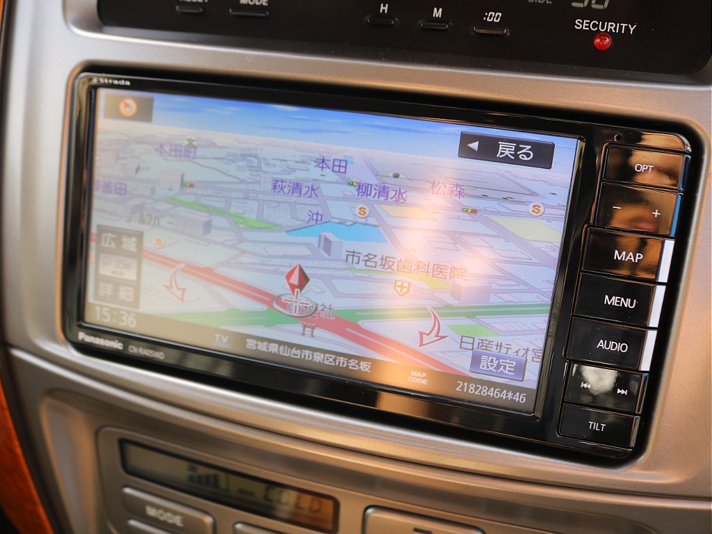 トヨタ&nbsp;ランドクルーザー100&nbsp;4.7VXリミテッド 4WD&nbsp;【Renoca106】【ベージュカラー】&nbsp;宮城県の詳細画像&nbsp;その4