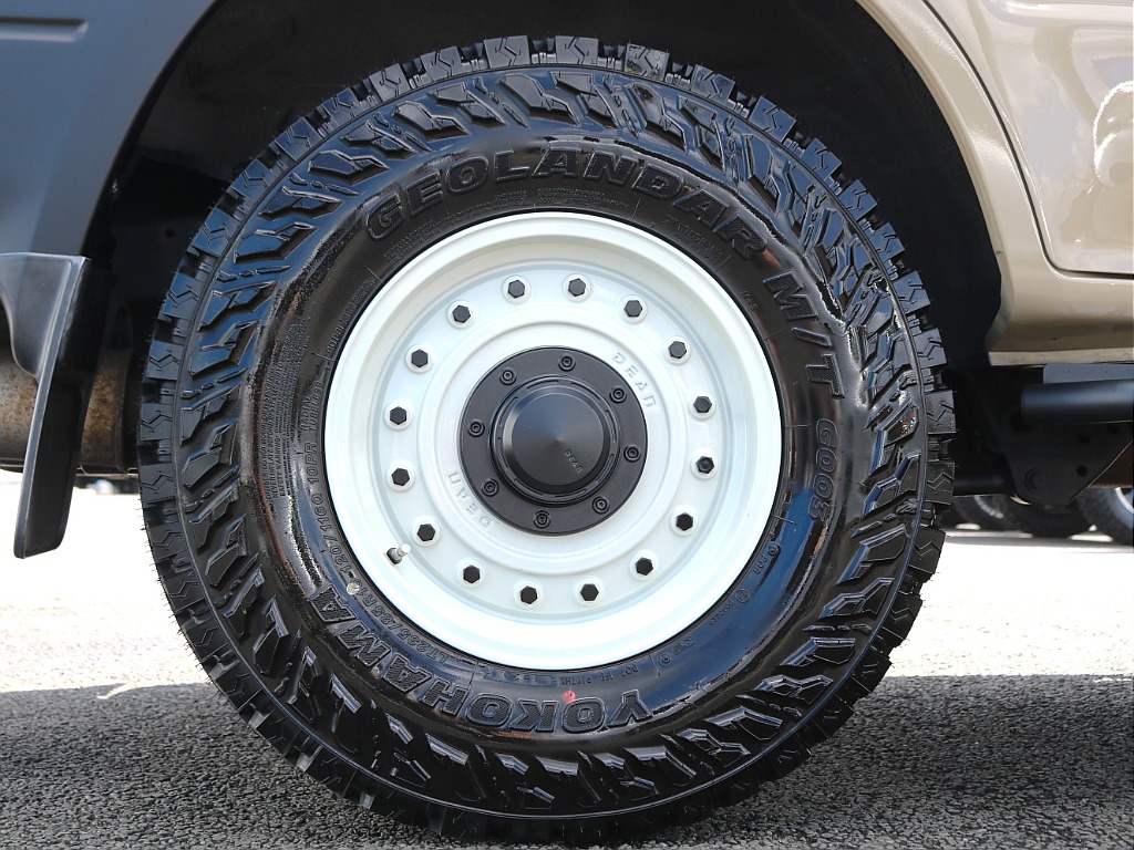 タイヤ＆ホイールはDEANコロラド16AWにYOKOHAMAジオランダータイヤをインストロール！