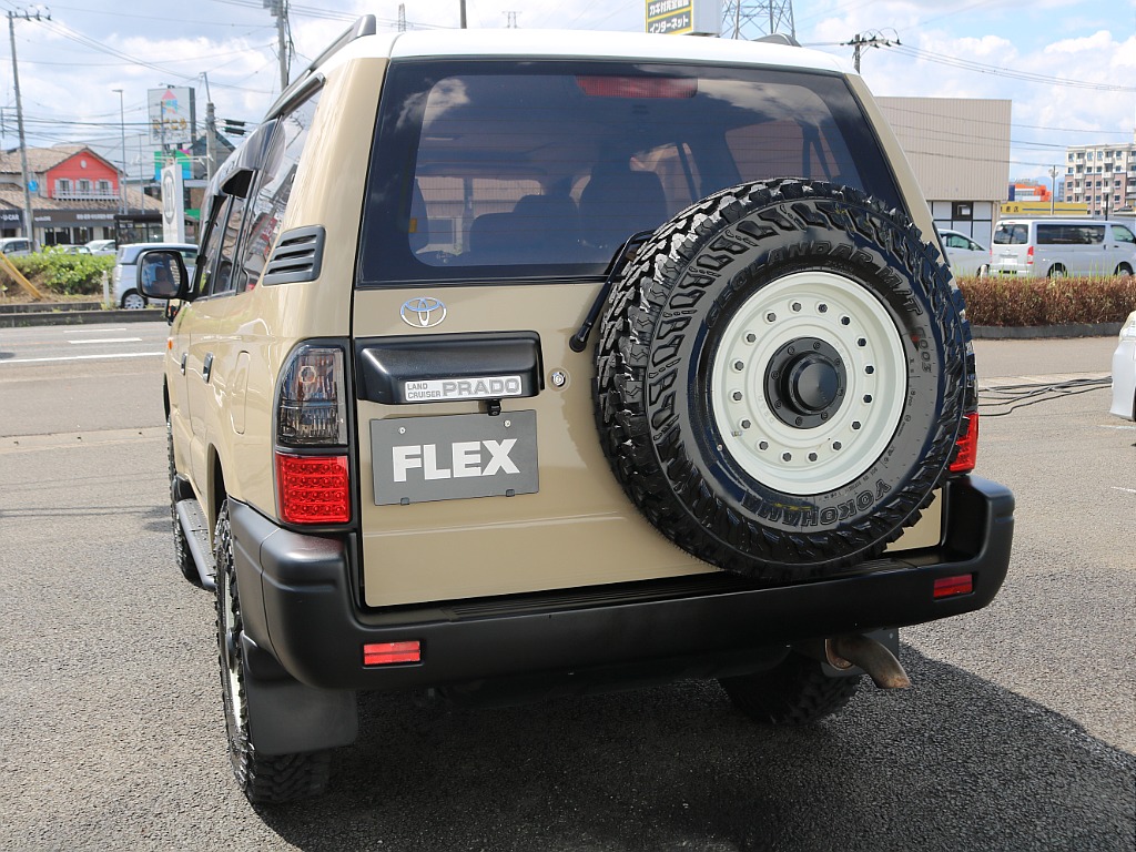 ＦＬＥＸグループは「すべての人に愛車を」をコンセプトに車種別に全国展開中！愛車と一緒に、ライフスタイルを充実させてもらいたいという思いで、ランクル仙台泉店では皆様のご要望になんでもお応えします♪