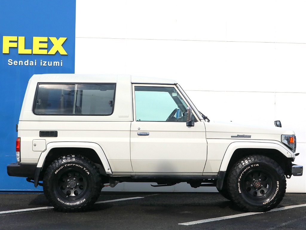 2000 Toyota Land Cruiser 70 