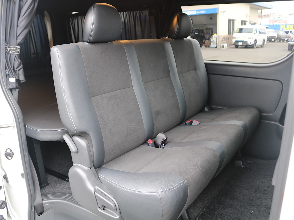 ＦＬＥＸグループは「すべての人に愛車を」をコンセプトに車種別に全国展開中！愛車と一緒に、ライフスタイルを充実させてもらいたいという思いで、ランクル仙台泉店では皆様のご要望になんでもお応えします♪