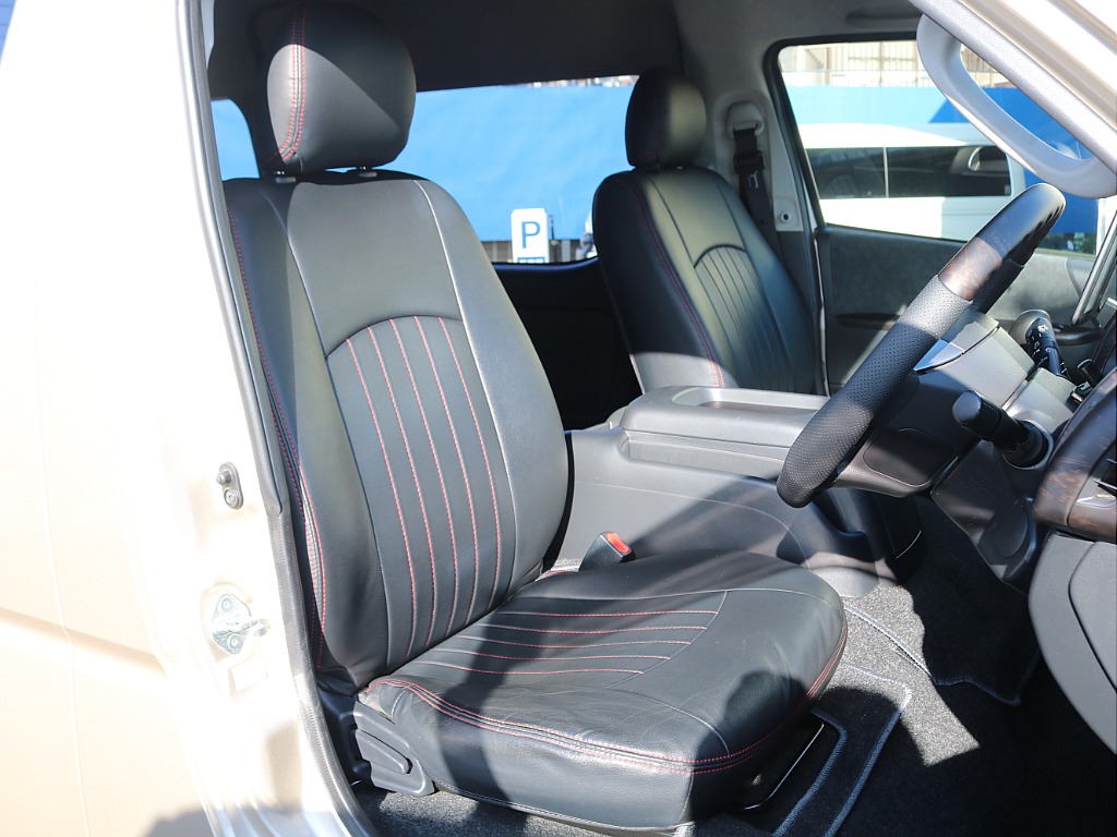 トヨタ&nbsp;ハイエース&nbsp;ワゴン2.7グランドキャビン 4WD&nbsp;【1インチローダウン】【BIG-Xナビ】&nbsp;宮城県の詳細画像&nbsp;その5