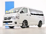 新車　ハイエースワゴンＧＬ　１０人乗り３ナンバー登録　ガソリン２ＷＤ　スタンダードＰＫＧ！