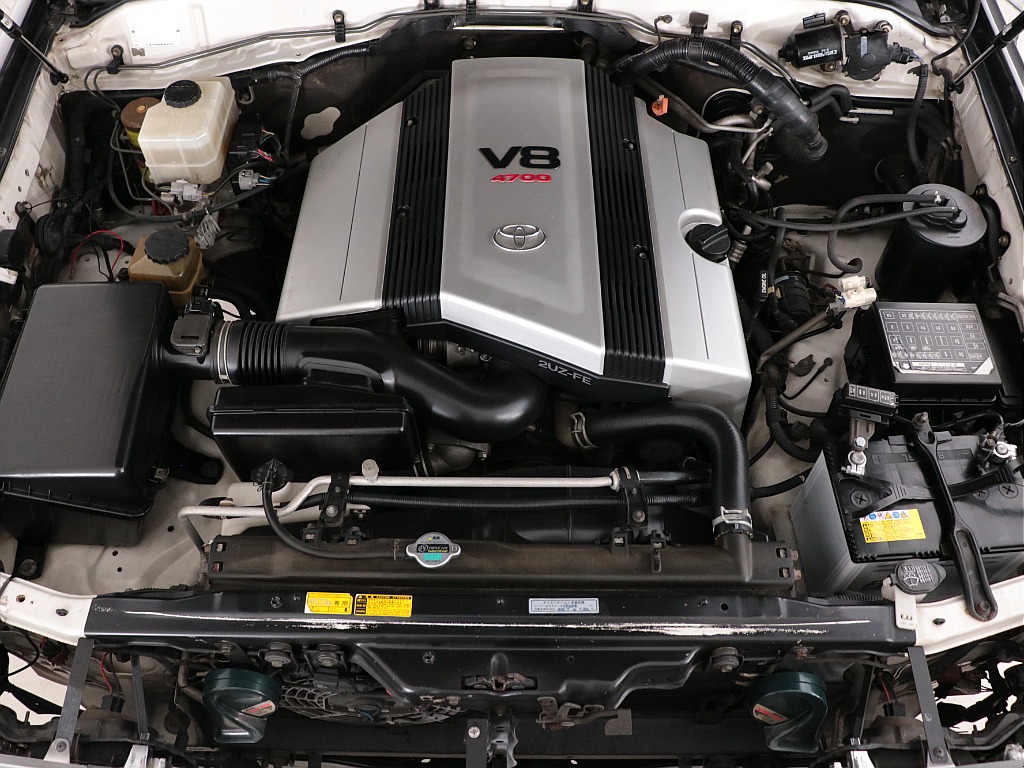 V8・4700ccの２UZエンジン！パワーと静寂性に定評があります！