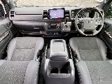 常時７０台以上のハイエース在庫数、フレックス株式会社ハイエース千葉北店！