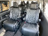 常時７０台以上のハイエース在庫数、フレックス株式会社ハイエース千葉北店！