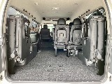 常時７０台以上のハイエース在庫数、フレックス株式会社ハイエース千葉北店！