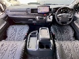 常時７０台以上のハイエース在庫数、フレックス株式会社ハイエース千葉北店！