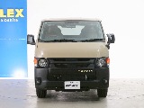 常時７０台以上のハイエース在庫数、フレックス株式会社ハイエース千葉北店！