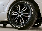 常時７０台以上のハイエース在庫数、フレックス株式会社ハイエース千葉北店！
