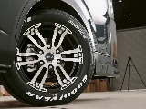 常時７０台以上のハイエース在庫数、フレックス株式会社ハイエース千葉北店！