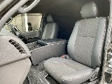 常時７０台以上のハイエース在庫数、フレックス株式会社ハイエース千葉北店！