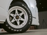 常時７０台以上のハイエース在庫数、フレックス株式会社ハイエース千葉北店！