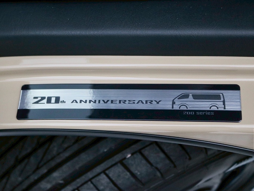 常時７０台以上のハイエース在庫数、フレックス株式会社ハイエース千葉北店！