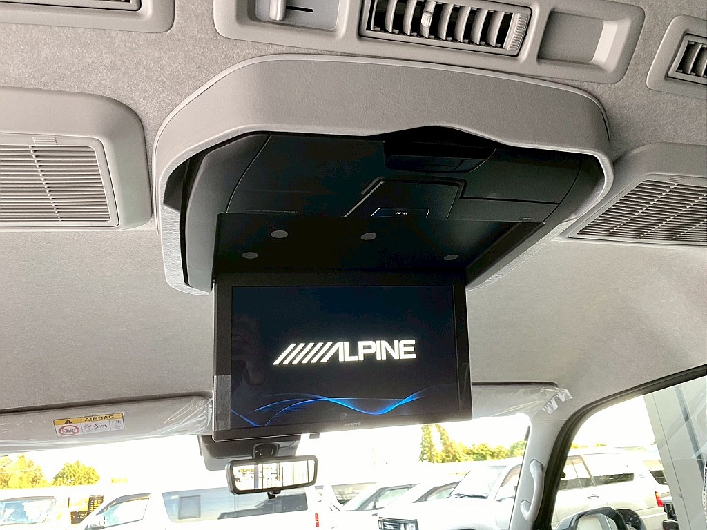 トヨタ ハイエース(14枚目)