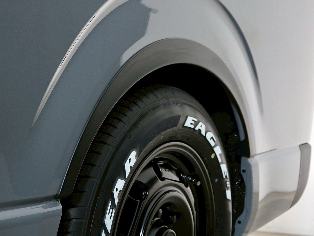 トヨタ ハイエース(10枚目)