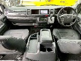 常時７０台以上のハイエース在庫数、フレックス株式会社ハイエース千葉北店！