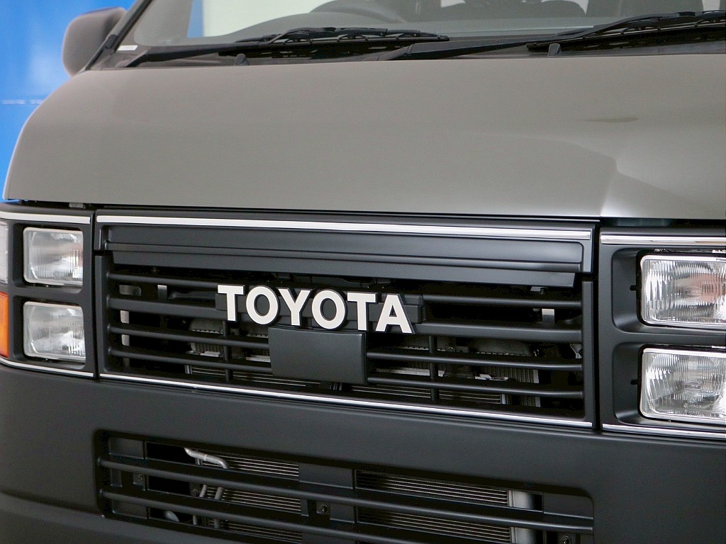 トヨタ ハイエースバン(33枚目)