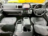 常時７０台以上のハイエース在庫数、フレックス株式会社ハイエース千葉北店！