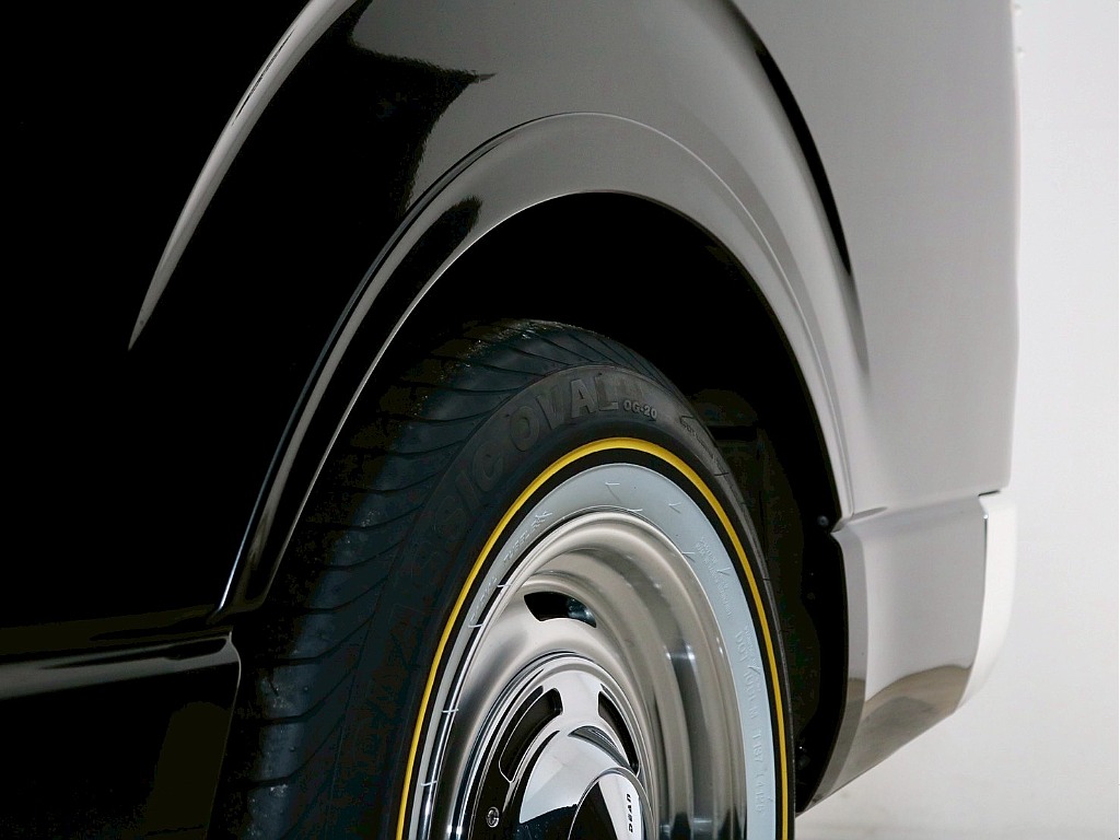 トヨタ ハイエースバン(10枚目)