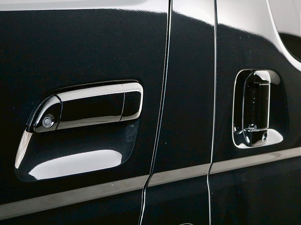 トヨタ ハイエース(17枚目)