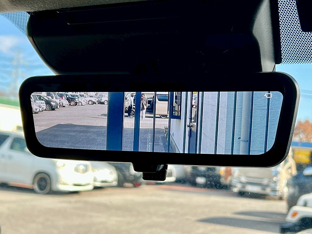 トヨタ ハイエース(28枚目)