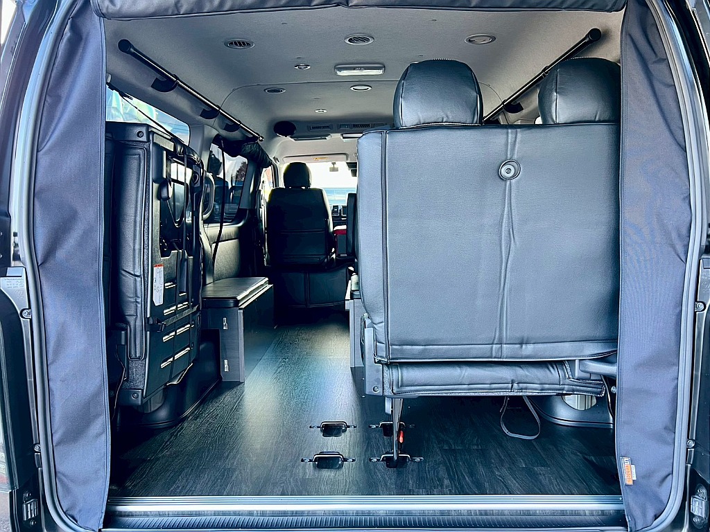 トヨタ ハイエース(50枚目)