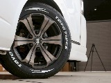 常時７０台以上のハイエース在庫数、フレックス株式会社ハイエース千葉北店！